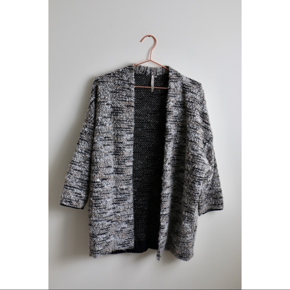 Teddy Cardigan - Picture 1 of 4